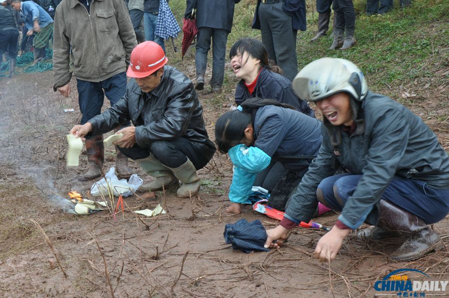 湖南桃源一接亲船遇强阵风沉没3死3失踪