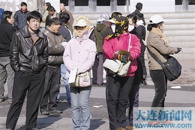 大连春节档家政市场：月嫂紧缺 钟点工闲