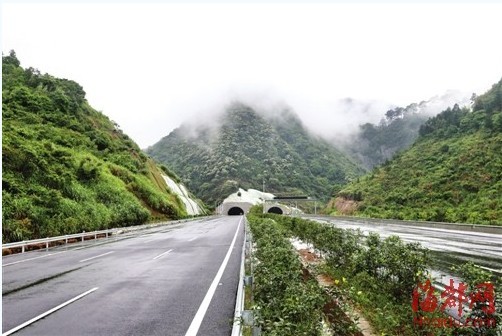 福永高速:一路桥隧一路景 福州到永泰只用半个小时