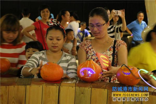 防城港：“鬼怪精灵”齐聚庆万圣节