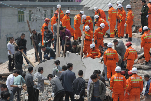 贵阳发生一起建筑物倒塌事故 1人遇难多人被困