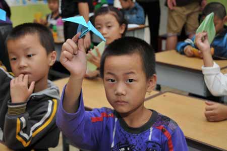 为迎教师节 郑州一小学邀家长助教