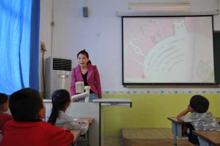 为迎教师节 郑州一小学邀家长助教