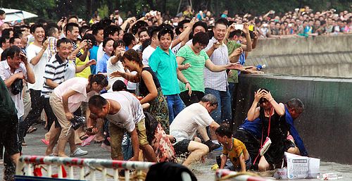 高清：“天兔”助推钱江潮水