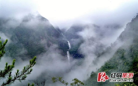 阅山阅水追风景 带孩子沿着新高速过寒假