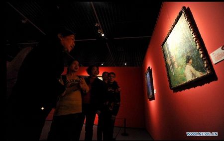 Famous Italian oil paintings displayed in Changsha