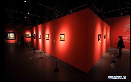 Famous Italian oil paintings displayed in Changsha