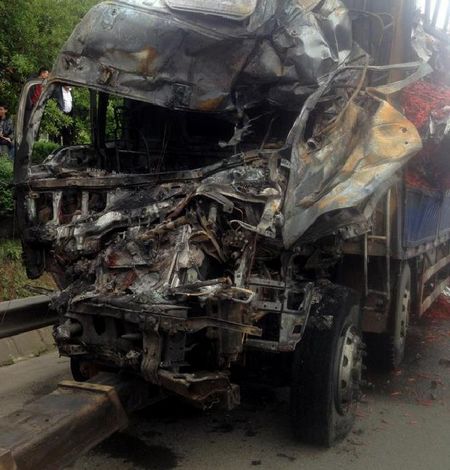 Seven killed in road accident on Beijing-Hong Kong-Macao Expressway