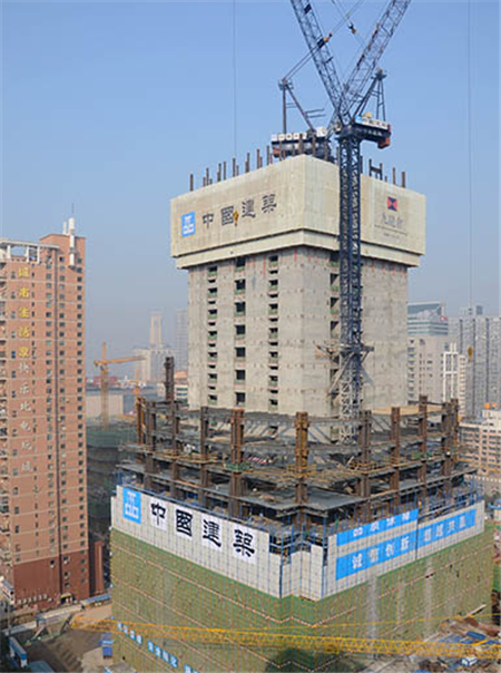 湖南在建第一高楼地面建筑突破百米