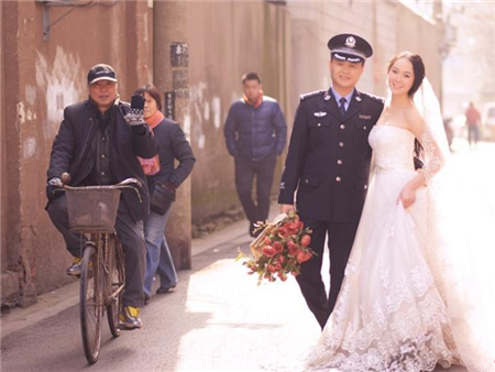 当警察遇见婚纱