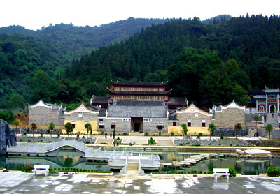 Baoning Temple