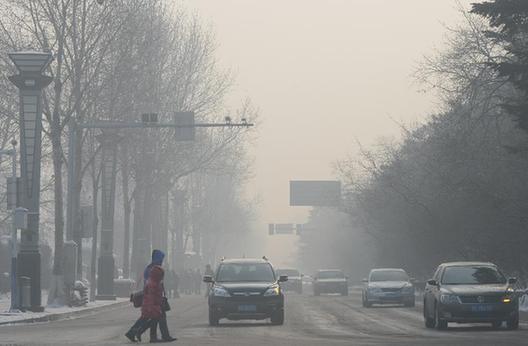 长春遭遇持续雾霾天气