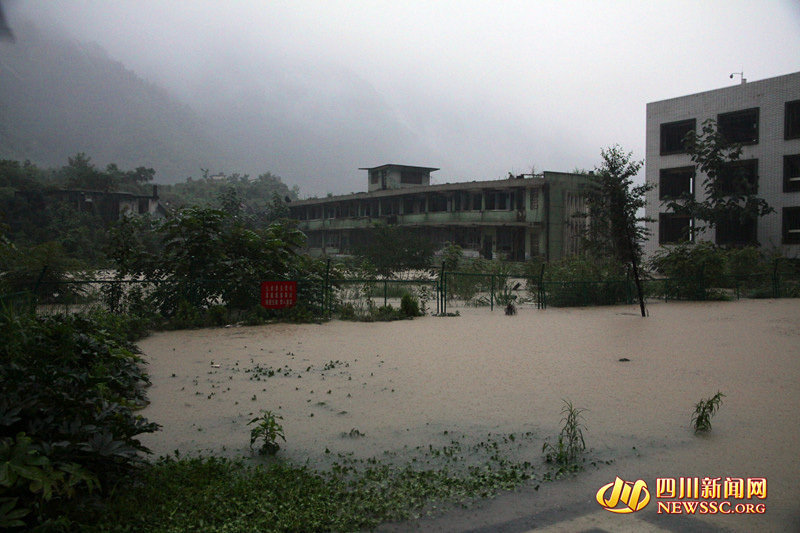 北川老县城地震遗址遭50年来最强洪水