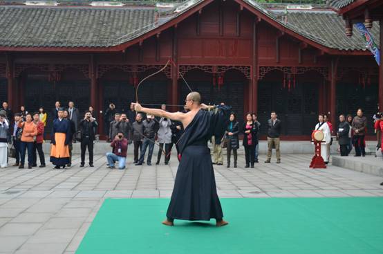 中华传统射道文化推广活动在都江堰文庙举行