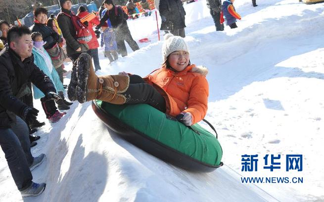 济南遭遇罕见低温寒冷天气