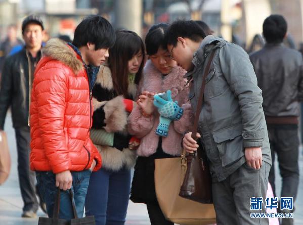 上海铁路迎来学生返乡高峰