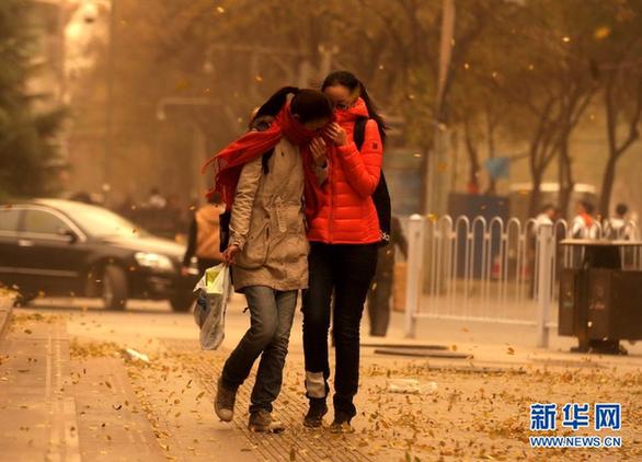 北方大部迎大风降温雨雪天气