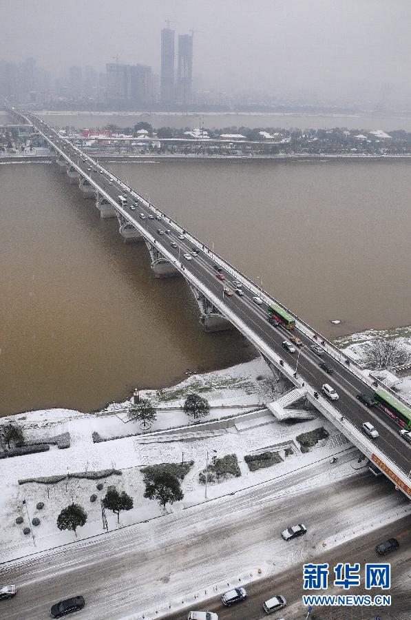 近期全国天气28年“最冷” 南方低温雨雪将加强