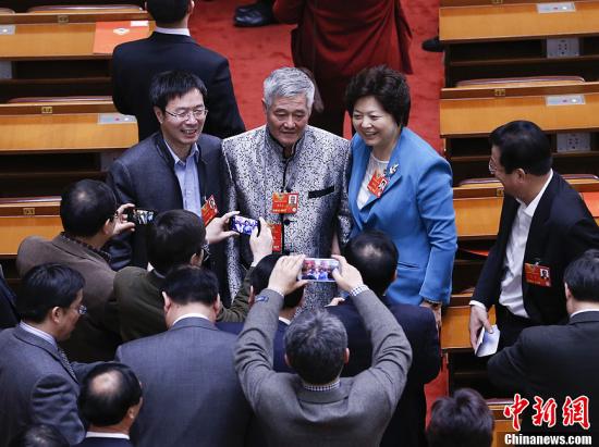 央视春晚今日公布导演名单 赵本山或出席发布会