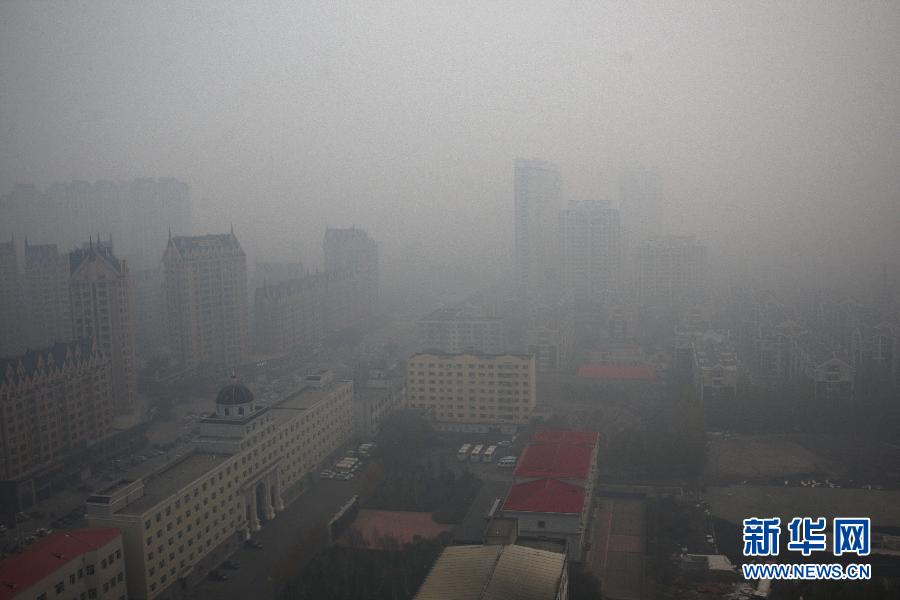 哈尔滨供暖首日PM2.5“爆表”
