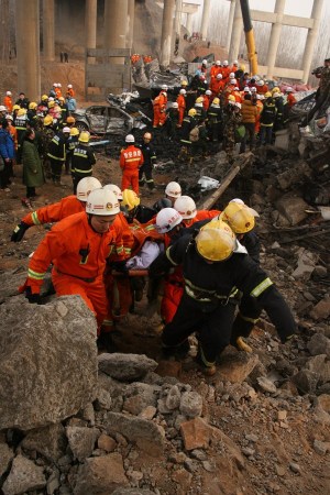 河南连霍大桥垮塌致10死 9个月未公布处理结果