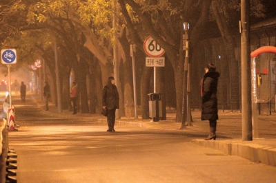 暗访北京“站街女”：不乏男扮女装者 收入不菲 图