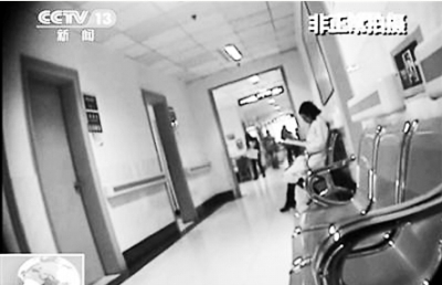 四川女医生拒绝过度医疗被迫走廊上班600天 涉事医院院长被调查