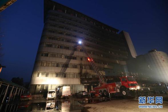 湖北黄石市二医院住院部发生火灾 已有4人死亡