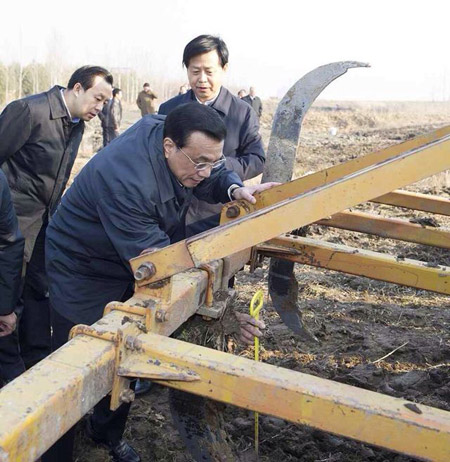李克强在黑龙江考察 强调积极推进农村综合改革试验