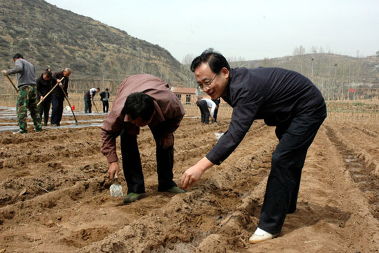 山西省委组织部干部下乡住村见闻