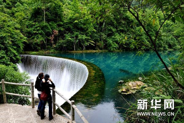 夏日高原“绿宝石”