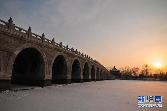 雪后颐和园银装素裹美不胜收