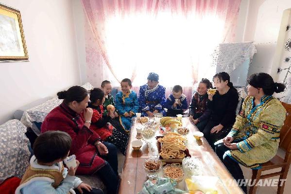 和布克赛尔：“安居富民楼”改善农牧民居住条件