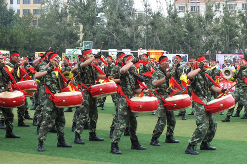 西北省区兵团中华锣鼓邀请赛精彩上演