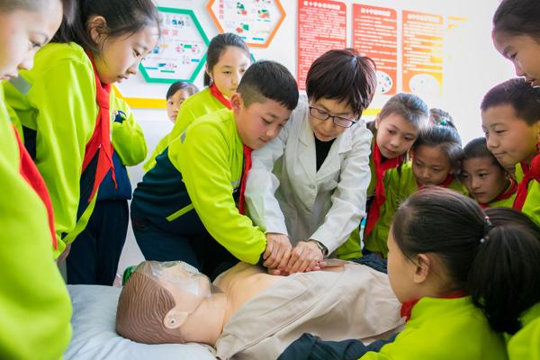 China marks national safety education day for middle and primary school students