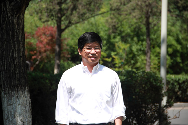 SUSTech Professor Zheng Chunmiao elected AGU fellow