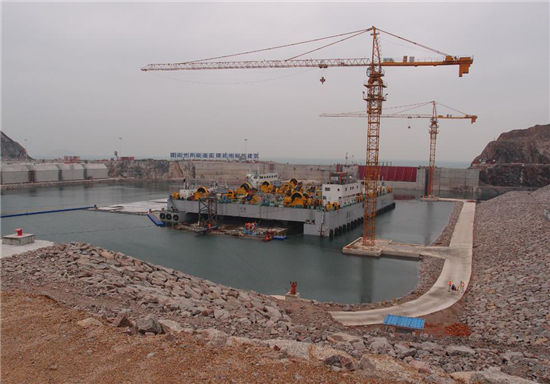 Tianjin University contributes to Hong Kong-Zhuhai-Macao bridge mega project