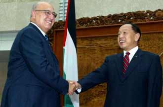 Palestinian FM given nation's support pledge