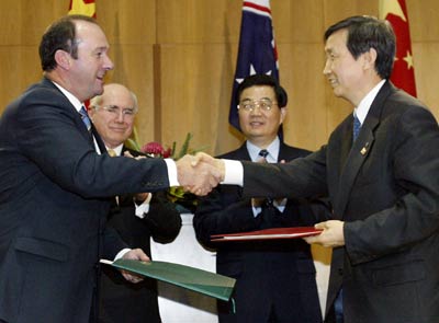 China, Australia boost ties with trade deal