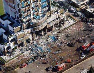 Twin truck bombings in Turkey kill 27