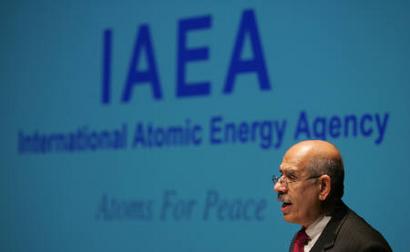 Director General of the International Atomic Energy Agency, Mohammed ElBaradei, gives an address at an International Conference on Security and Nuclear Terrorism in London, March 16, 2005. REUTERS/Toby Melville 
