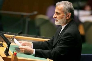 Iranian Foreign Minister Dr. Kamal Kharrazi addresses the 2005 Review Conference of the Parties to the Treaty on the Non-Proliferation of Nuclear Weapons in the General Assembly hall at United Nations headquarters in New York, May 3, 2005. Photo by Mike Segar/Reuters