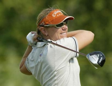 Annika Sorenstam of Sweden watches her tee shot on the 18th hole during the second round of the LPGA's Chick-fil-A Charity Championship in Stockbridge, Ga., Friday, May 13, 2005. Sorenstam shot an 8-under-par 64 and is at 13 under par for the tournament. (AP