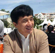 Jackie Chan joins media campaign against pirates
