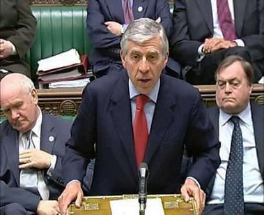 A video grab shows Britain's Foreign Secretary Jack Straw (C) announcing an indefinite postponement of a bill legalising a British referendum on the European Union constitution in the House of Commons, London, June 6, 2005. 