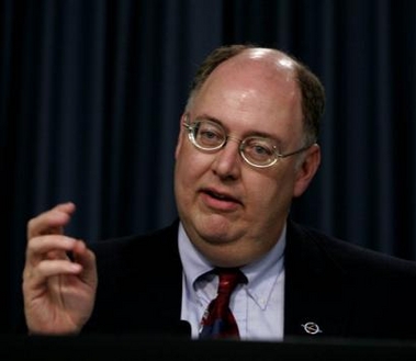 Wayne Hale, deputy director, fields questions at a news conference at Kennedy Space Center in Cape Canaveral, Fla. Monday, July 18, 2005. NASA announced that the trouble with the fuel sensor has not been found and the earliest space shuttle Discovery could launch would be July 26.(AP