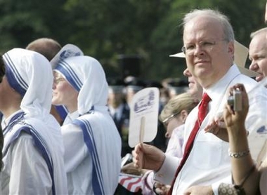 Karl Rove, President Bush's Deputy Chief of Staff and political adviser, attends the arrival ceremony of India's Prime Minister Manmohan Singh Monday, July 18, 2005, on the South Lawn at the White House in Washington. (AP