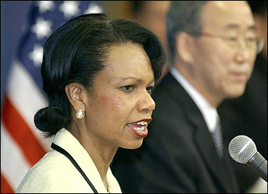 US Secretary of State Condoleezza Rice (L) and South Korean Foreign Minister Ban Ki-Moon are seen here in March 2005. Rice and Ban will meet in Washington next week to discuss efforts to halt North Korea's nuclear program, officials said(AFP/File) 