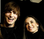 Demi Moore, Ashton Kutcher wed