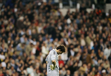 eal Madrid's goalkeeper Iker Casillas reacts during the Real Madrid-Valencia Spanish First Division soccer match at Madrid's Santiago Bernabeu stadium October 23, 2005. Valencia won 2-1.